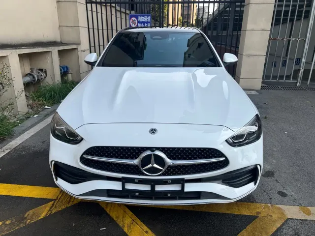 Mercedes-Benz C-Class — Фото автомобиля 2