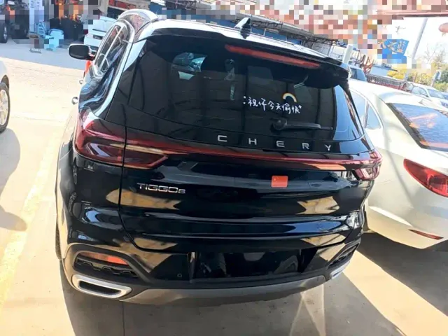 Chery Tiggo 8 — Фото автомобиля 5