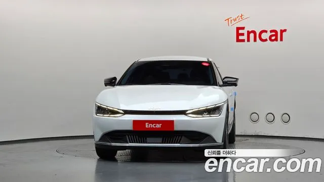Kia EV6 — Фото автомобиля 3