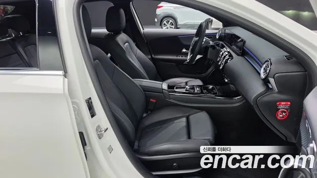 Mercedes-Benz A-Class W177 — Фото автомобиля 16