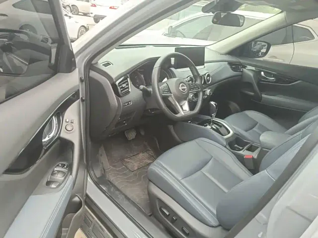 Nissan X-Trail — Фото автомобиля 15