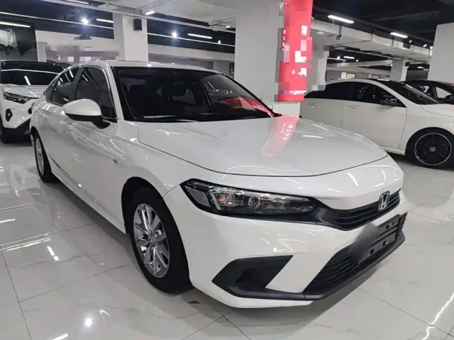 Honda Civic — Фото автомобиля 3