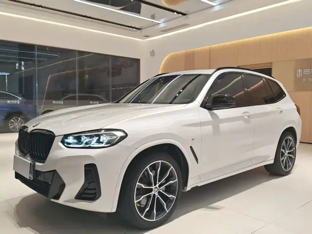 Фотография автомобиля — BMW X3