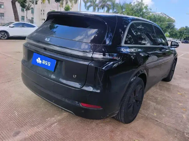 Li Auto L7 — Фото автомобиля 3