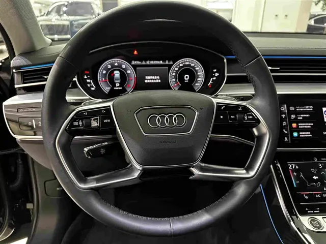 Audi A8 — Фото автомобиля 9