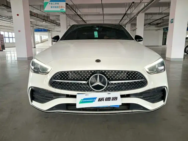 Mercedes-Benz C-Class — Фото автомобиля 2