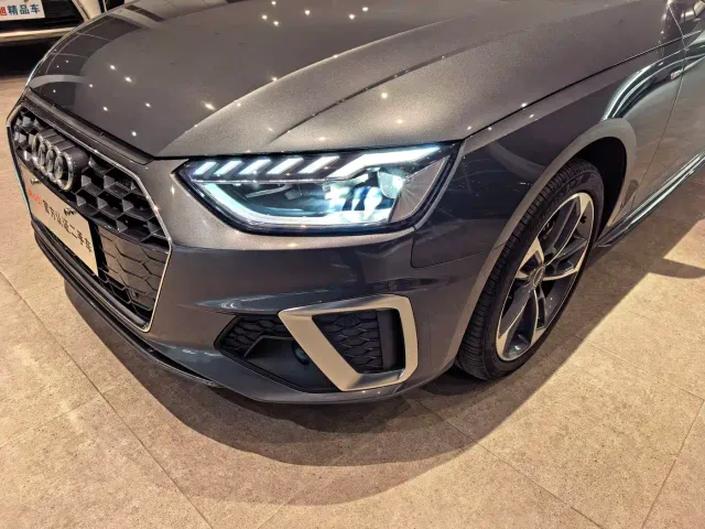Audi A4L — Фото автомобиля 18