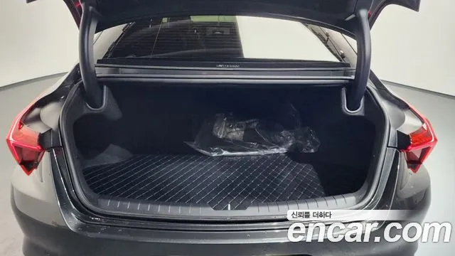Kia K8 2.5 Бензин 2WD — Фото автомобиля 14