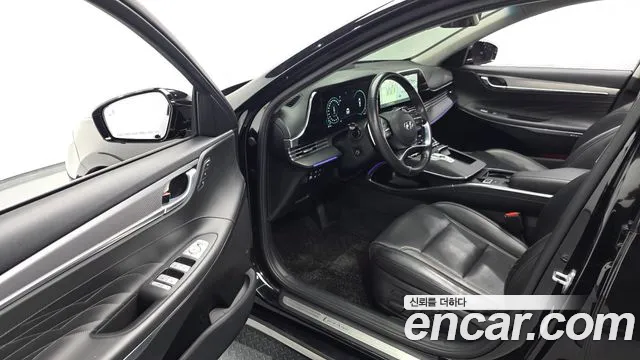 Hyundai Grandeur — Фото автомобиля 10
