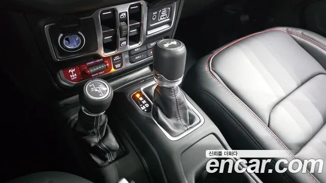 Jeep Wrangler Wrangler (JL) — Фото автомобиля 9