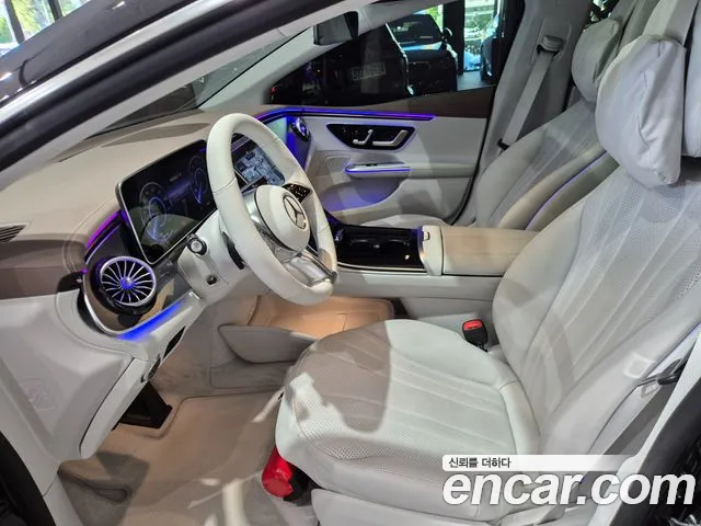 Mercedes-Benz EQE V295 — Фото автомобиля 10