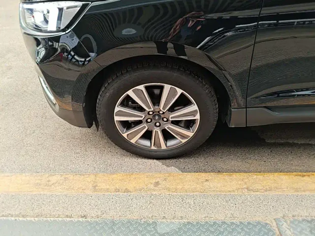 Ford Edge — Фото автомобиля 22