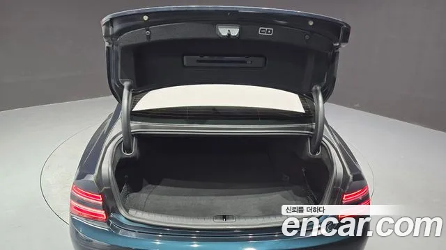 Genesis G80 Бензин 2.5 турбо AWD — Фото автомобиля 20