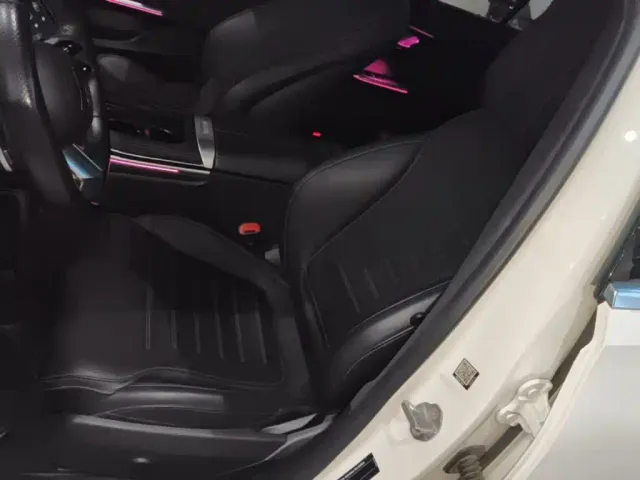 Mercedes-Benz C-Class — Фото автомобиля 14