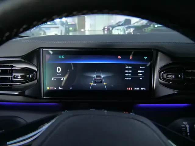 Nio EC6 — Фото автомобиля 13