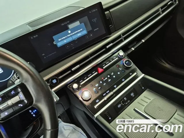 Hyundai Santafe — Фото автомобиля 10