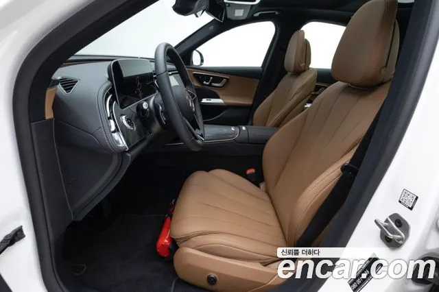 Mercedes-Benz E-Class — Фото автомобиля 7