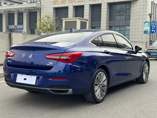 Hongqi H5 — Фото автомобиля 4