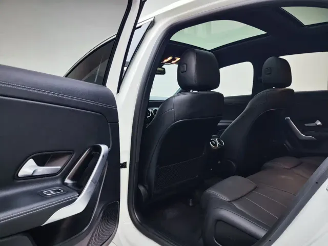 Mercedes-Benz A-Class — Фото автомобиля 9