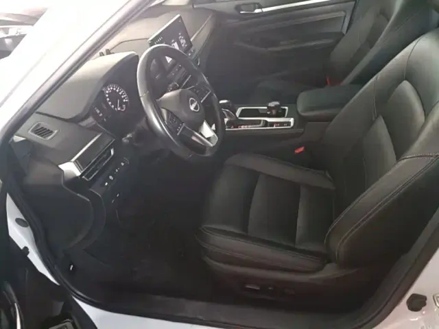 Nissan Teana — Фото автомобиля 14
