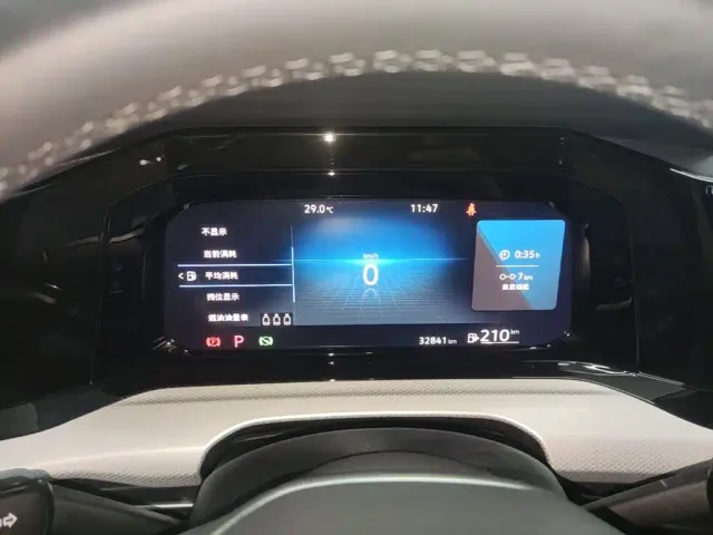 Volkswagen Golf 2023 280TSI DSG Pro — Фото автомобиля 11