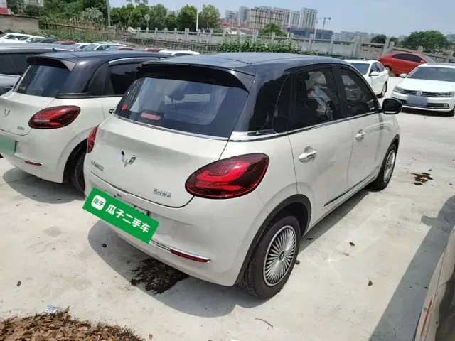 Wuling Bingo — Фото автомобиля 6