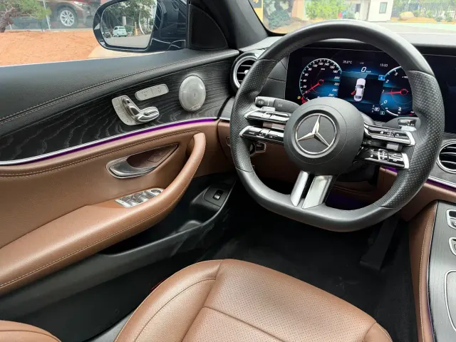 Mercedes-Benz E-Class — Фото автомобиля 6