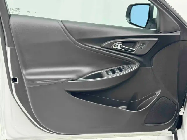 Chevrolet Malibu XL — Фото автомобиля 6