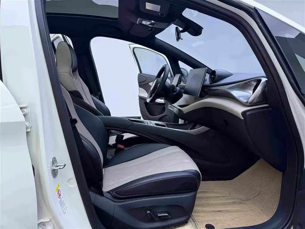 BYD Dolphin 2024 Glory Edition 420km Fashion Edition — Фото автомобиля 9