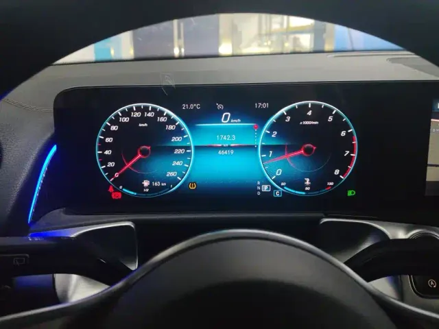 Mercedes-Benz GLB-Class — Фото автомобиля 14