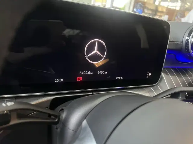 Mercedes-Benz C-Class — Фото автомобиля 4