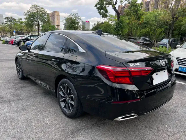 Honda Inspire — Фото автомобиля 11
