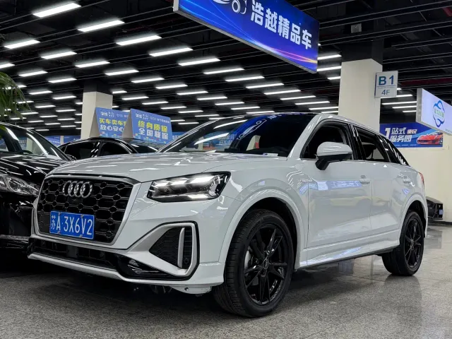 Фотография автомобиля — Audi Q2L