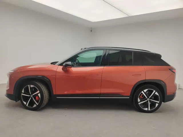 Nio ES7 — Фото автомобиля 9