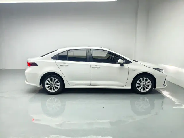Toyota Corolla — Фото автомобиля 5