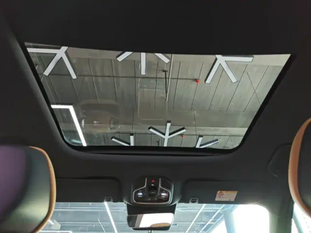 Geely Galaxy Starship 7 EM-i — Фото автомобиля 17