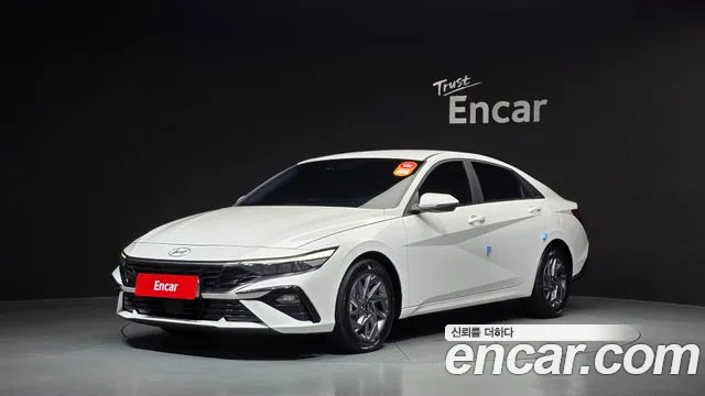 Фотография автомобиля — Hyundai Avante CN7