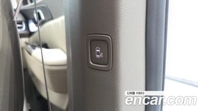 Kia Canival Carnival 4 поколение Бензин 7 мест Hi-Limousine — Фото автомобиля 27