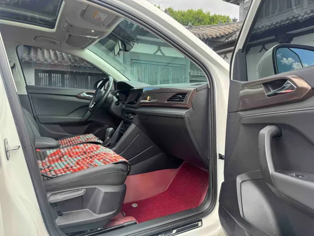 Volkswagen Tharu — Фото автомобиля 10