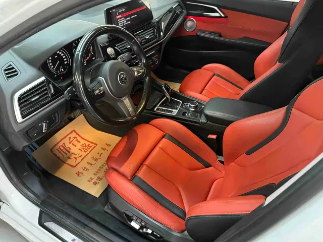 BMW 1 Series — Фото автомобиля 10