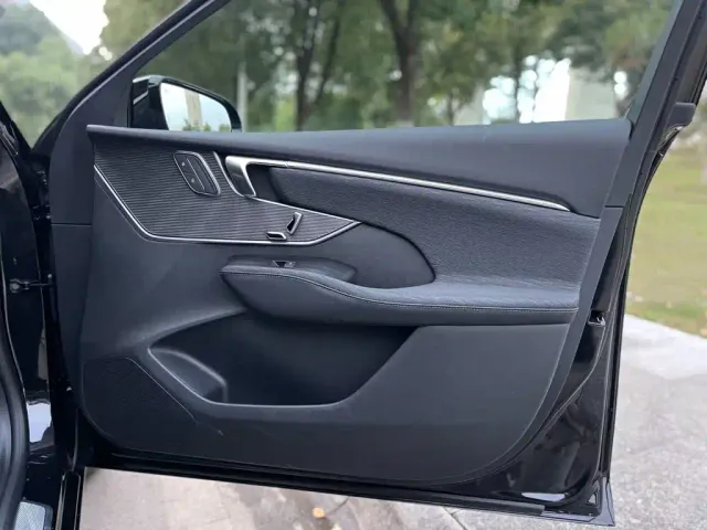 Buick LaCrosse — Фото автомобиля 17