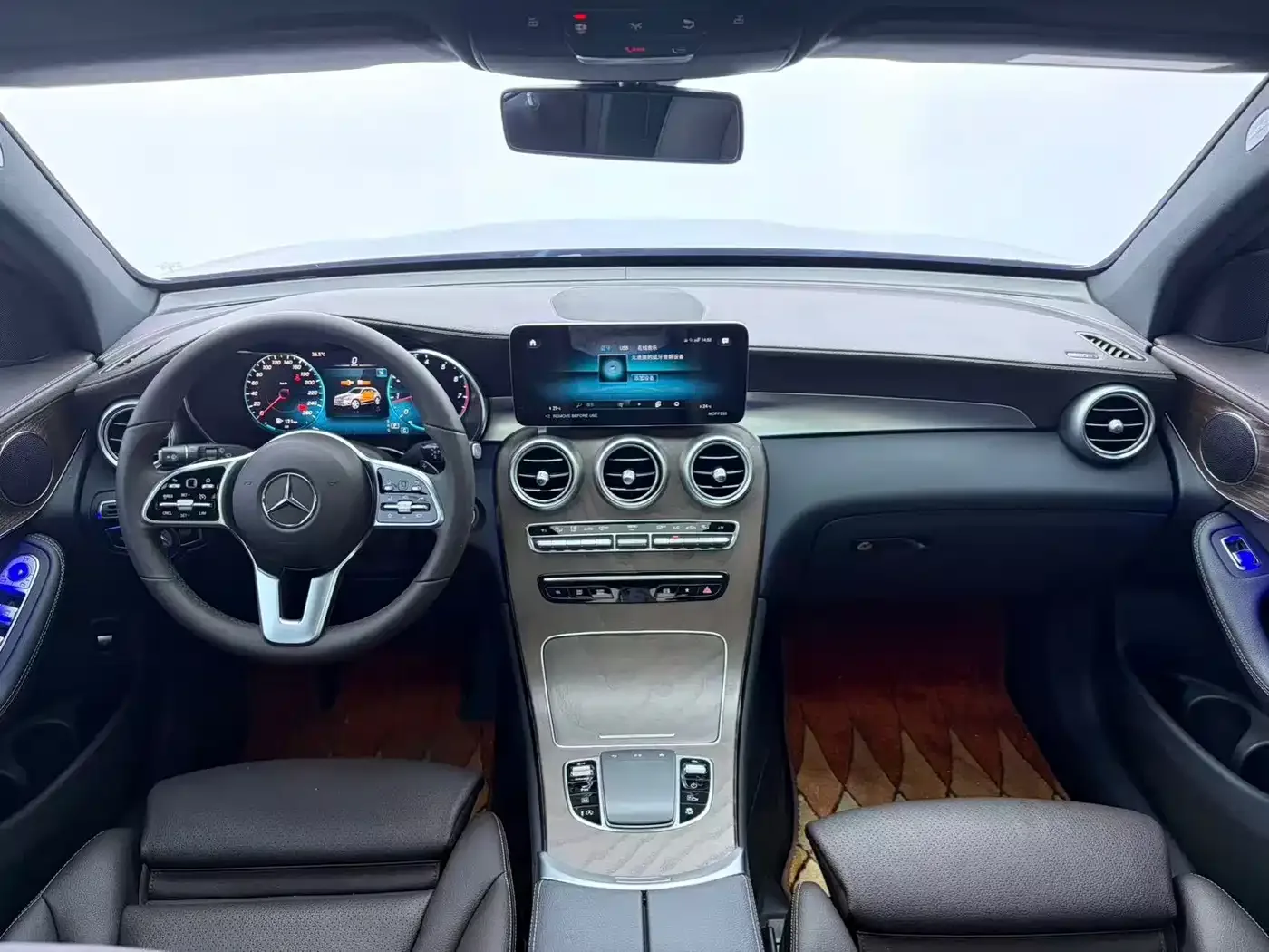 Mercedes-Benz Mercedes-Benz GLC 2022 GLC 300 L 4MATIC Dynamic Collector's Edition — Фото автомобиля 18