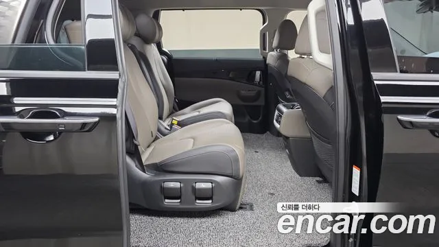 Kia Carnival 4th Gen — Фото автомобиля 17
