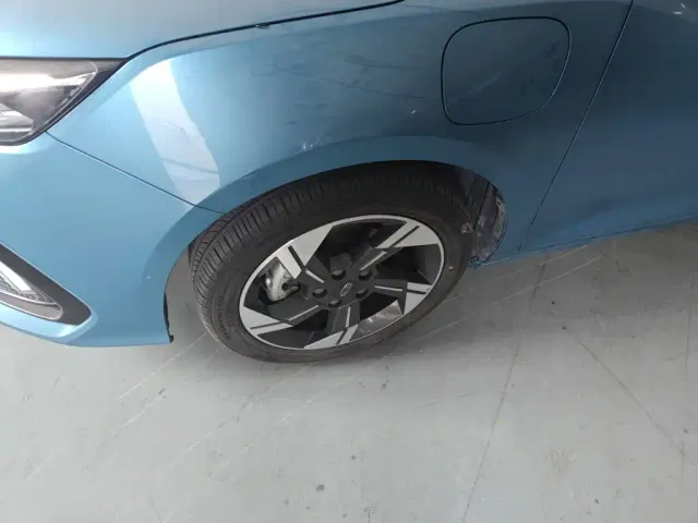 Geely Emgrand L — Фото автомобиля 24