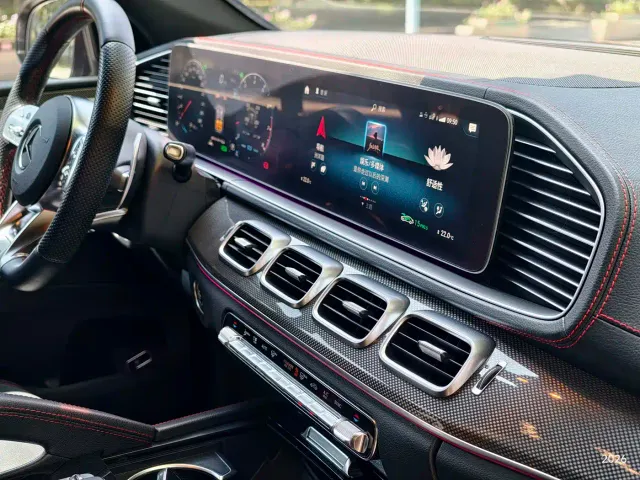 Mercedes-Benz GLE Coupe AMG — Фото автомобиля 11