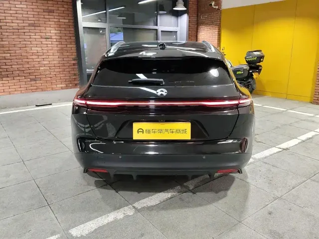 Nio ET5 Touring — Фото автомобиля 8
