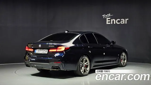 BMW 5 Series G30 — Фото автомобиля 2