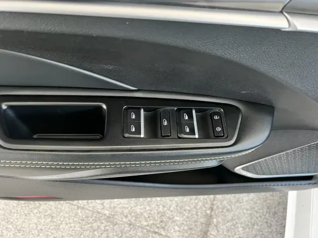 Geely Binrui — Фото автомобиля 18