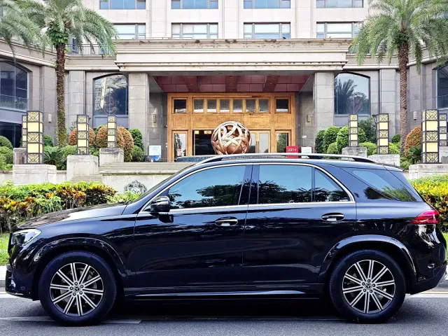 Mercedes-Benz GLE-Class — Фото автомобиля 29