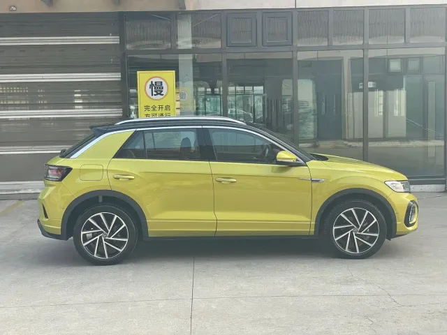 Volkswagen T-Roc — Фото автомобиля 7